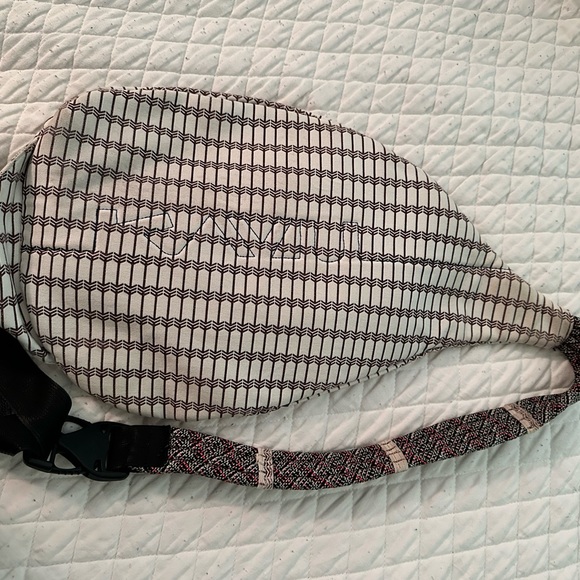 Kavu Rope Bag - Picture 2 of 6